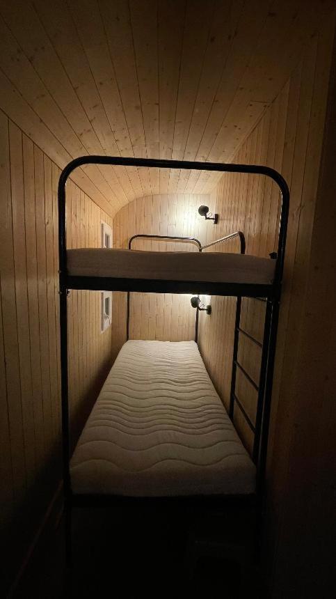 Glamping - Stylova Maringotka V Srdci Ladova Kraje, Pobliz Hlavniho Mesta Prahy Stribrna Skalice Exterior photo