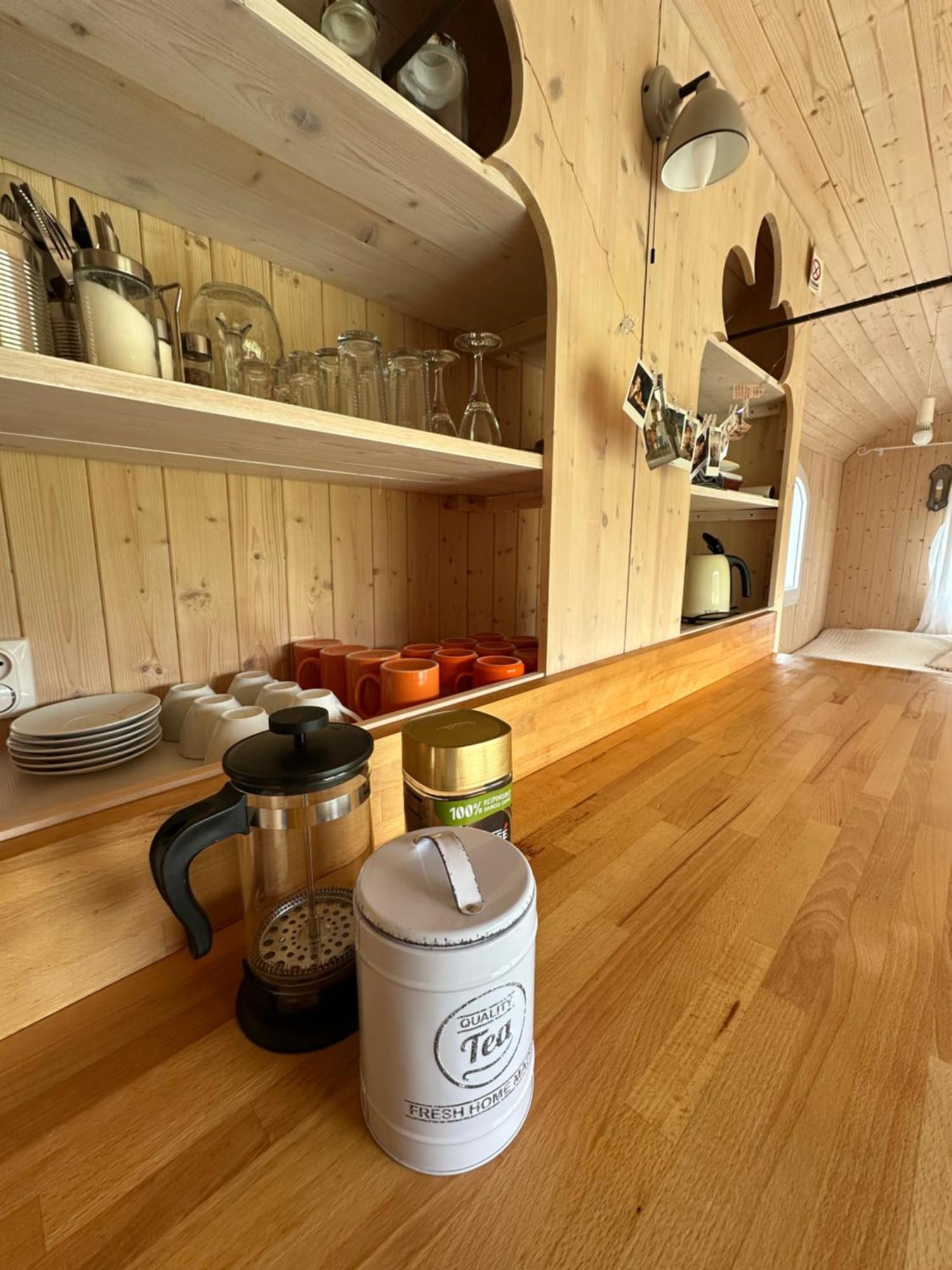 Glamping - Stylova Maringotka V Srdci Ladova Kraje, Pobliz Hlavniho Mesta Prahy Stribrna Skalice Exterior photo